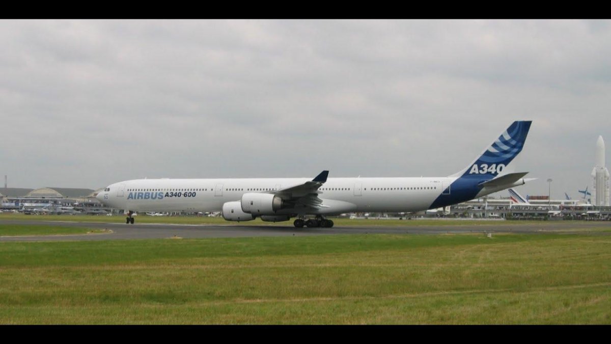 Эйрбас а340-600