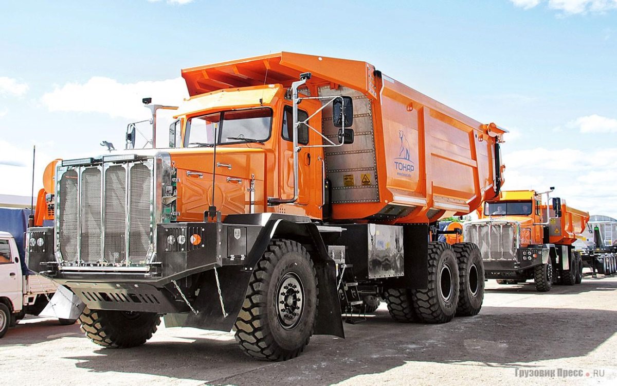 Карьерный самосвал Тонар-7501