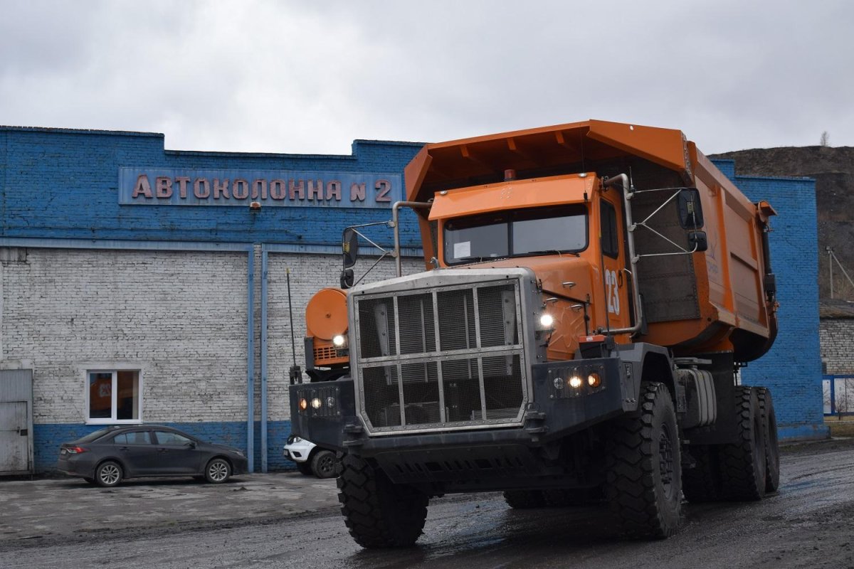 Тонар самосвал 60 тонн