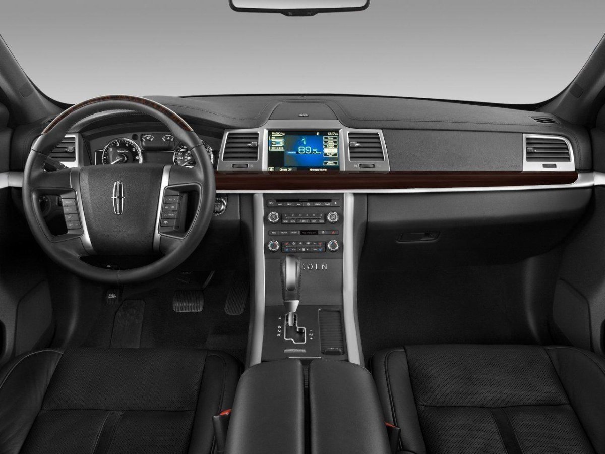 Lincoln MKS 2009
