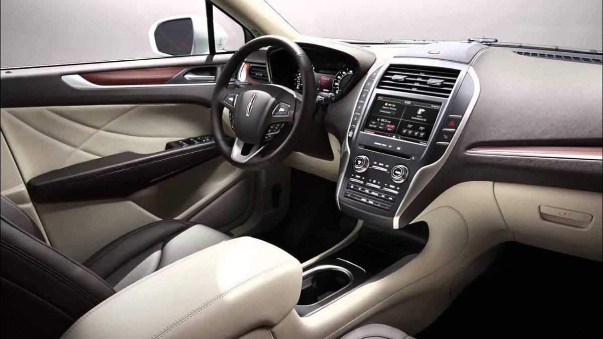 Lincoln MKC 2015