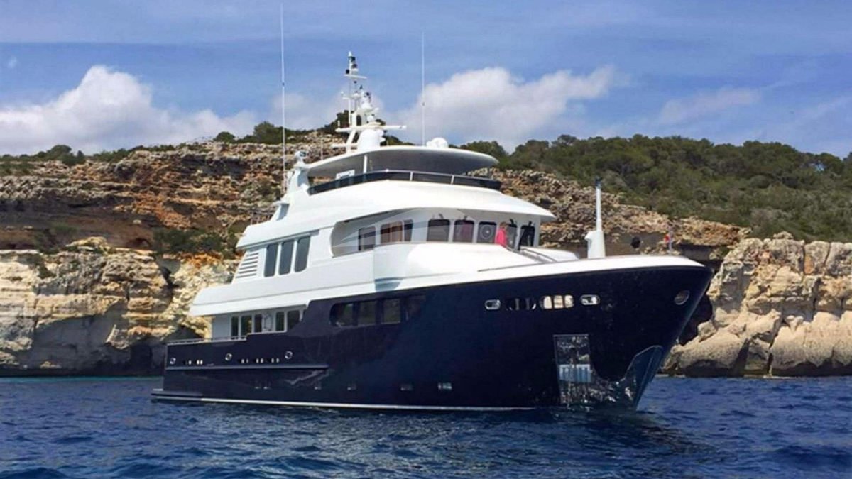 Яхта Бандидо