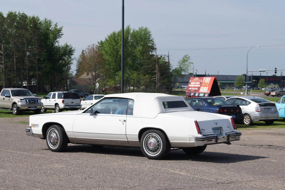 Cadillac Eldorado 9
