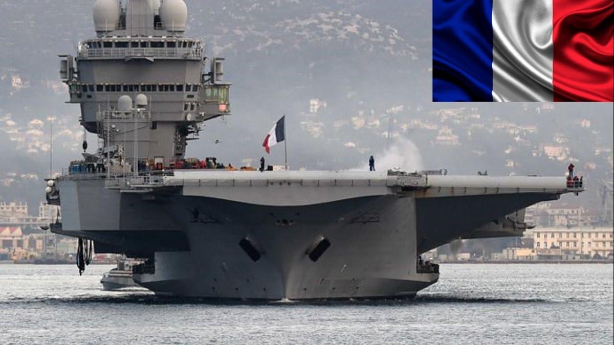 Шарль де Голль авианосец
