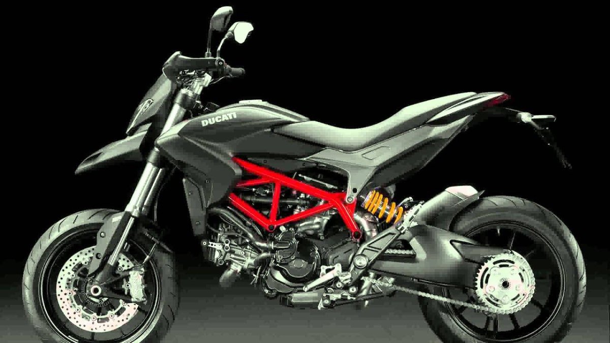 Ducati Hypermotard 821