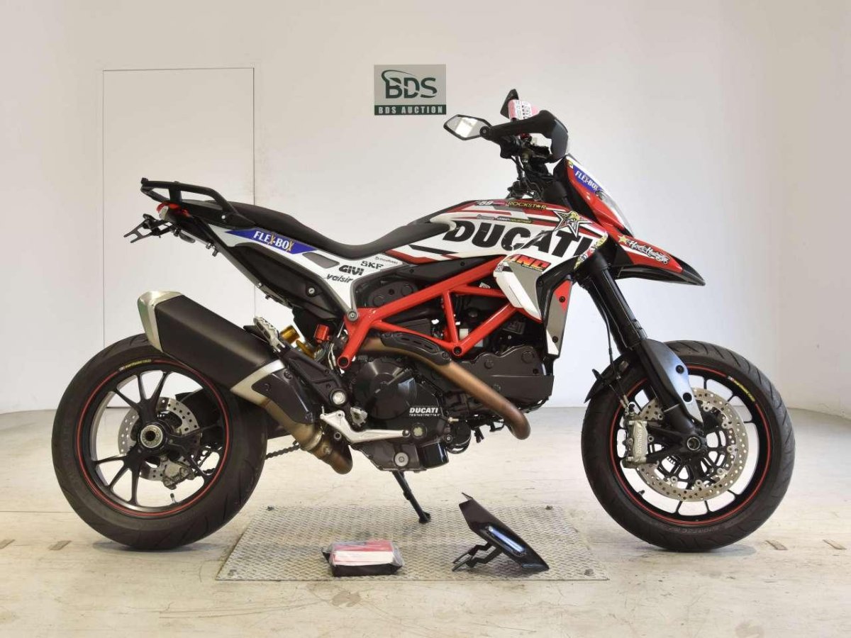 Ducati Hypermotard 821 SP