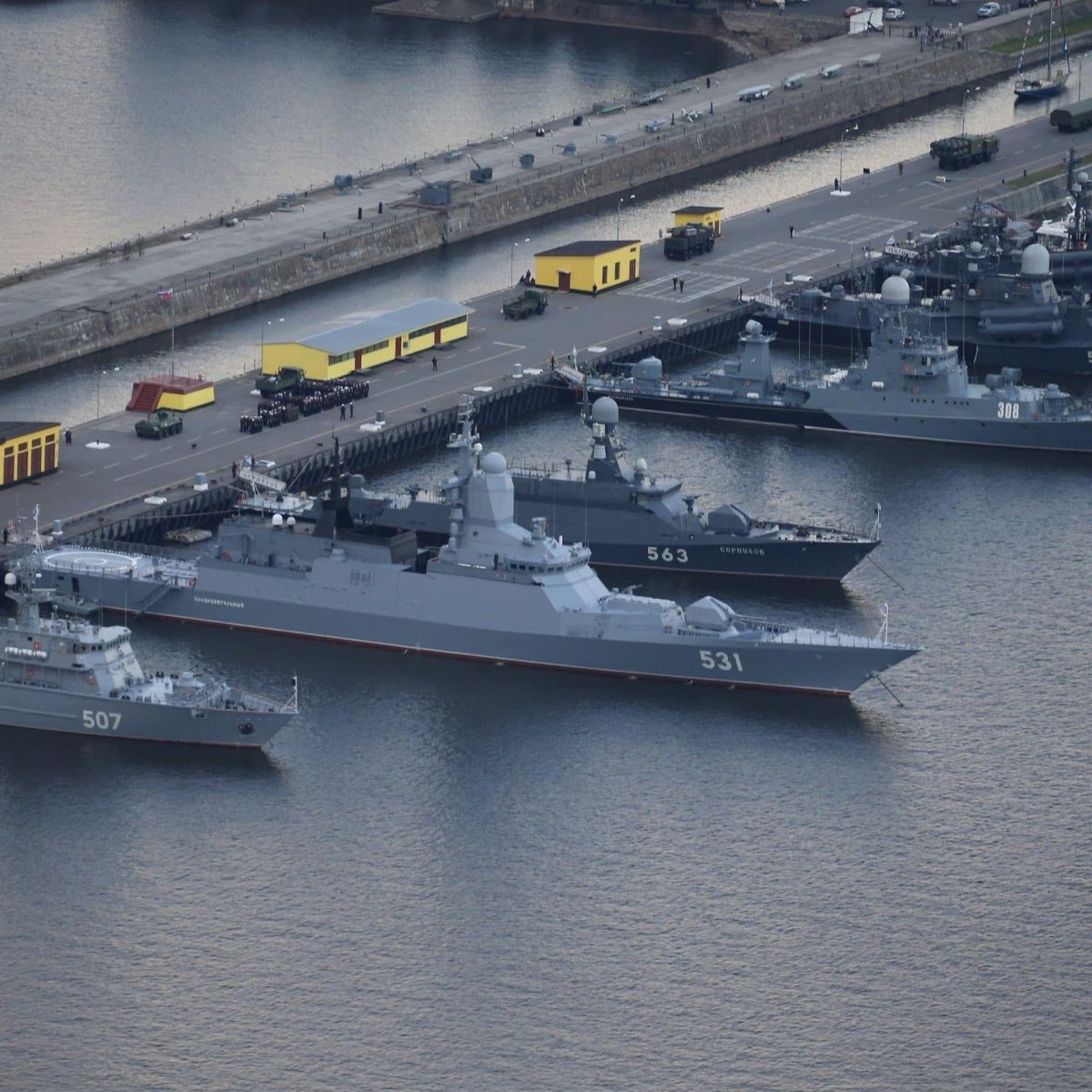 Балтийский флот Кронштадт