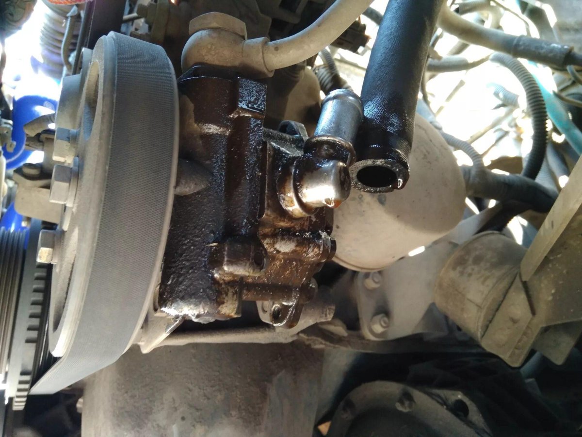 Кронштейн насоса ГУР Нива Шевроле