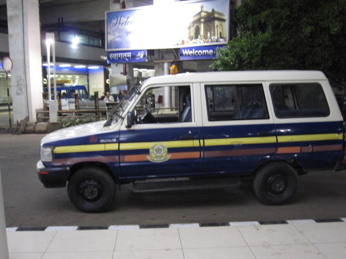 Полицейские машины Индии