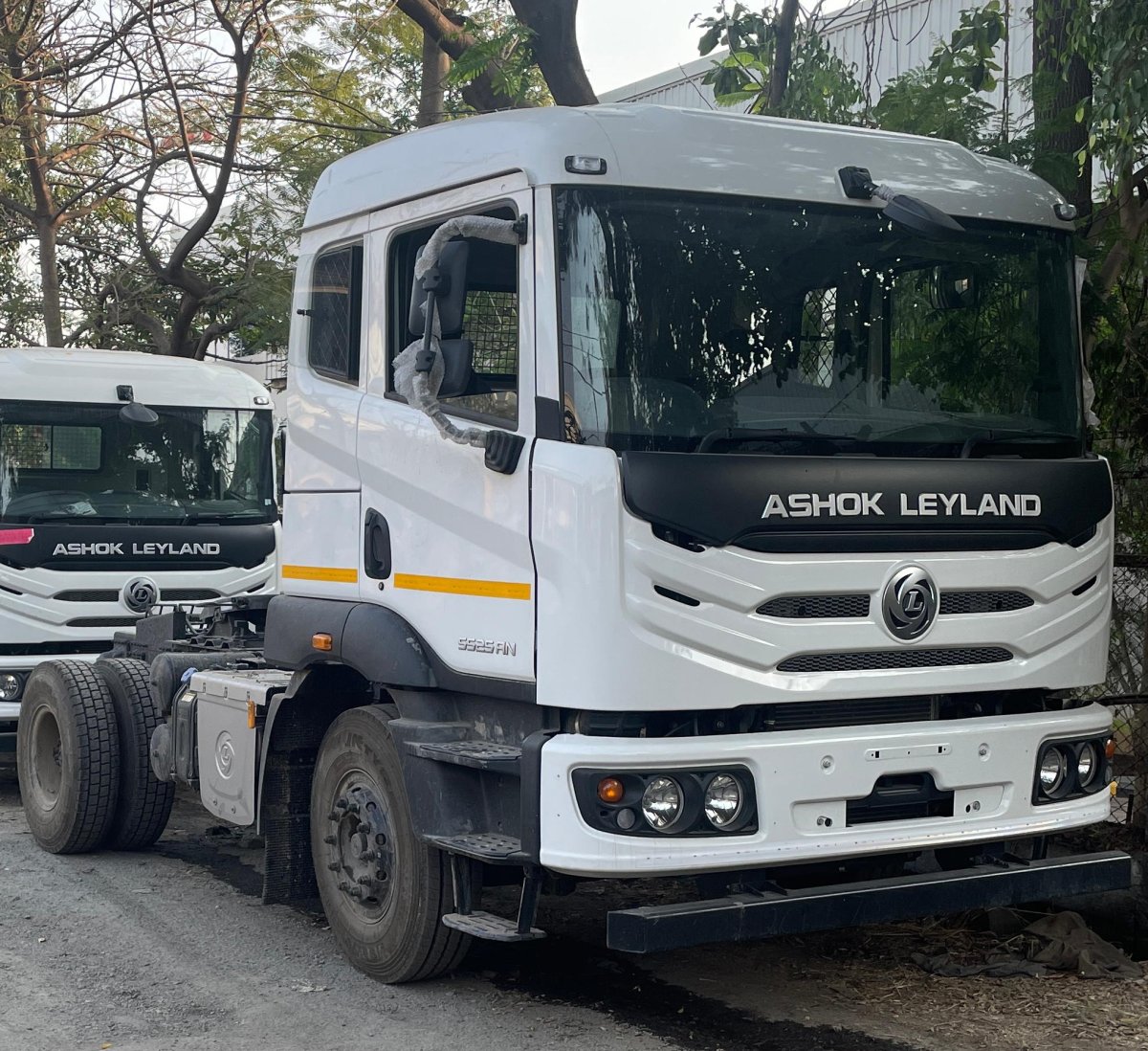 Индийский грузовик Ашок Лейланд