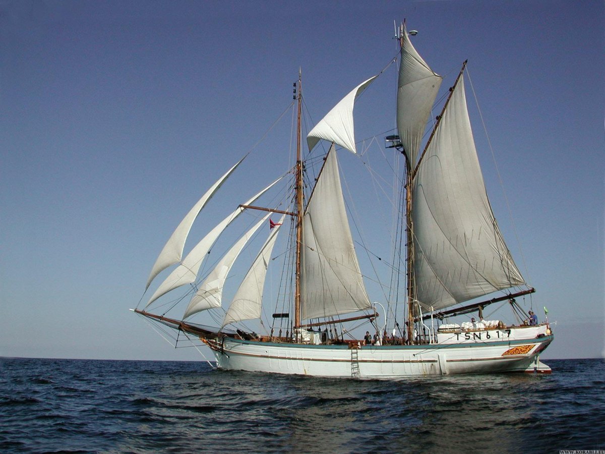 Марсельная гафельная шхуна