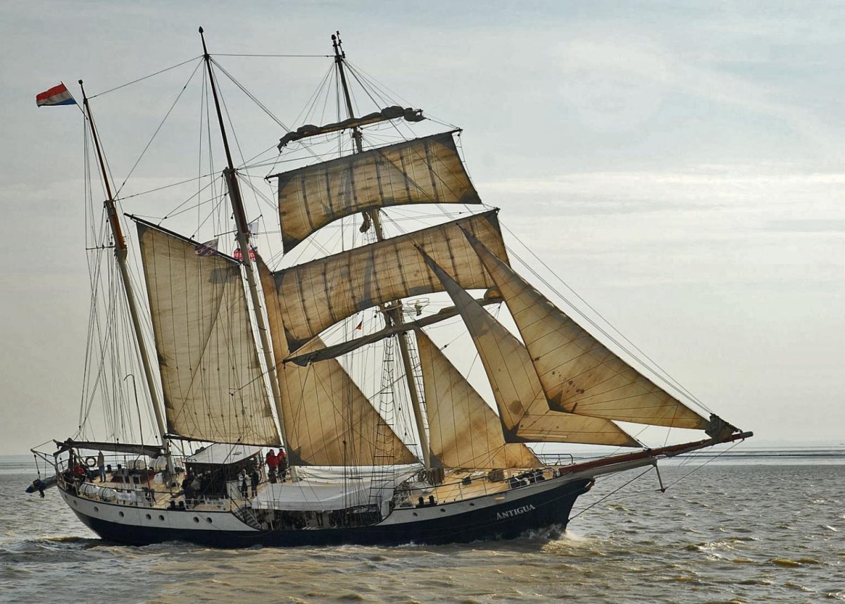 Баркентина корабль парусный