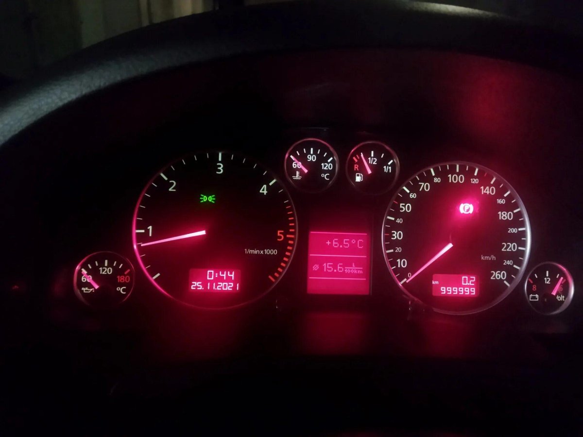 Ауди а6 с5 приборка Магнети Марелли