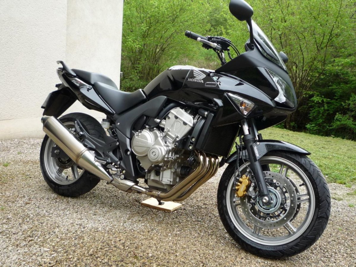 Honda cbf600sa