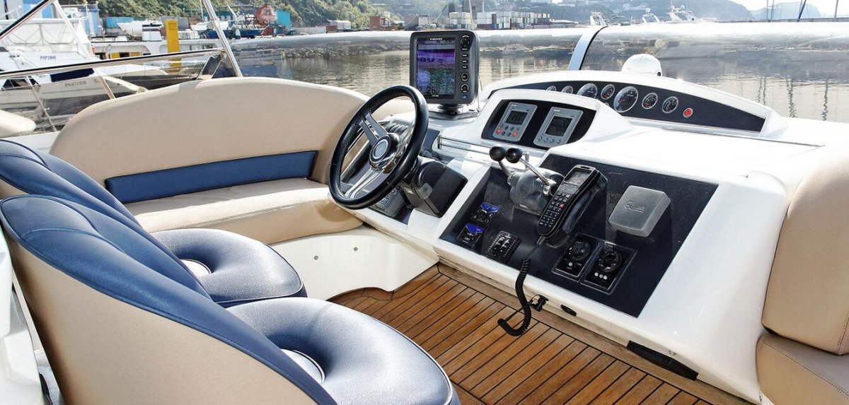 Байкал яхта Princess 58