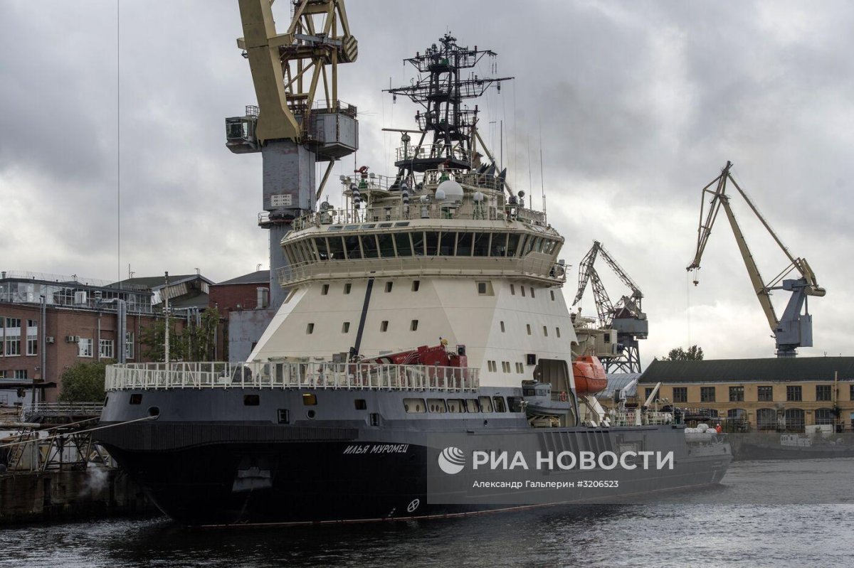 Дизель электрический ледокол Илья Муромец