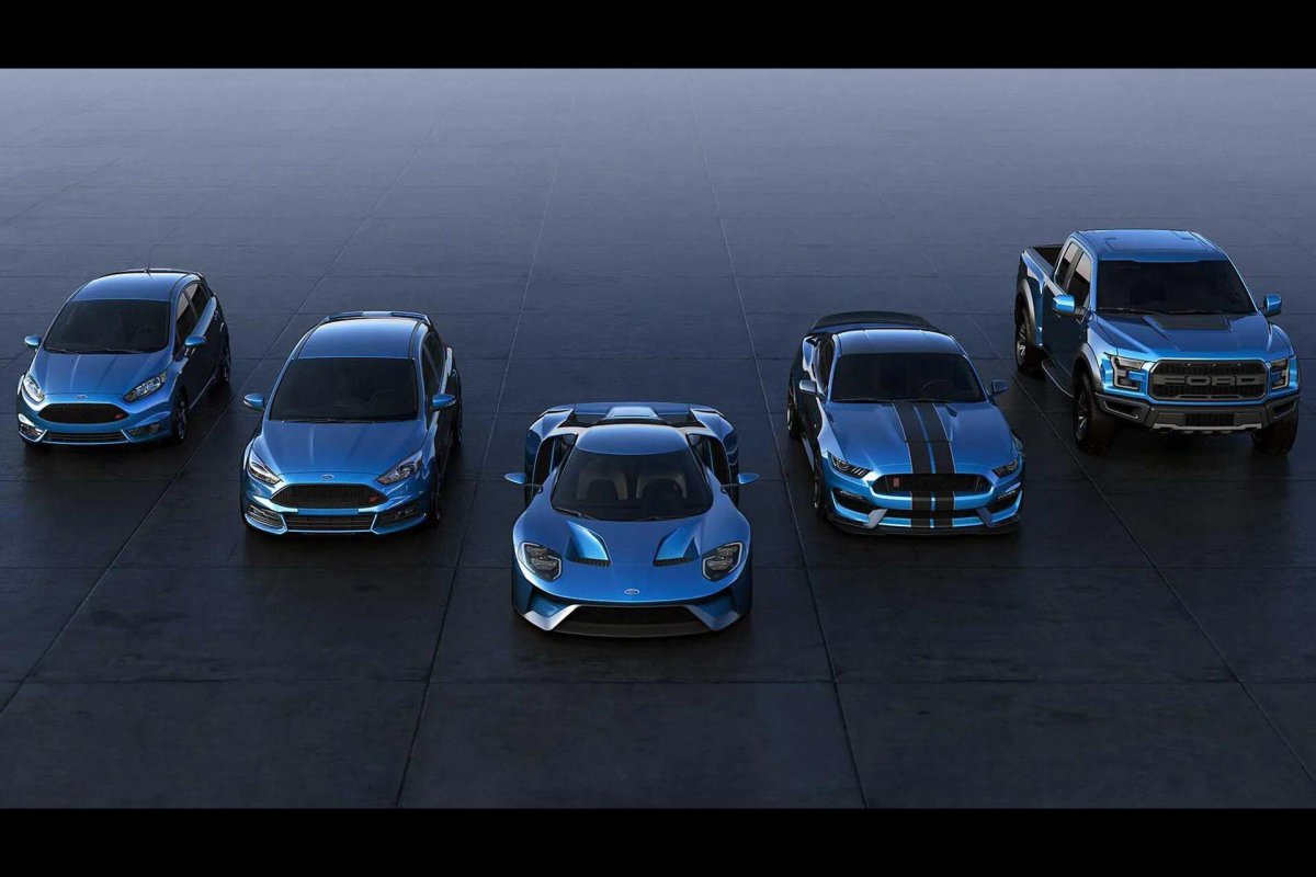 Линейка Форд Мустанг