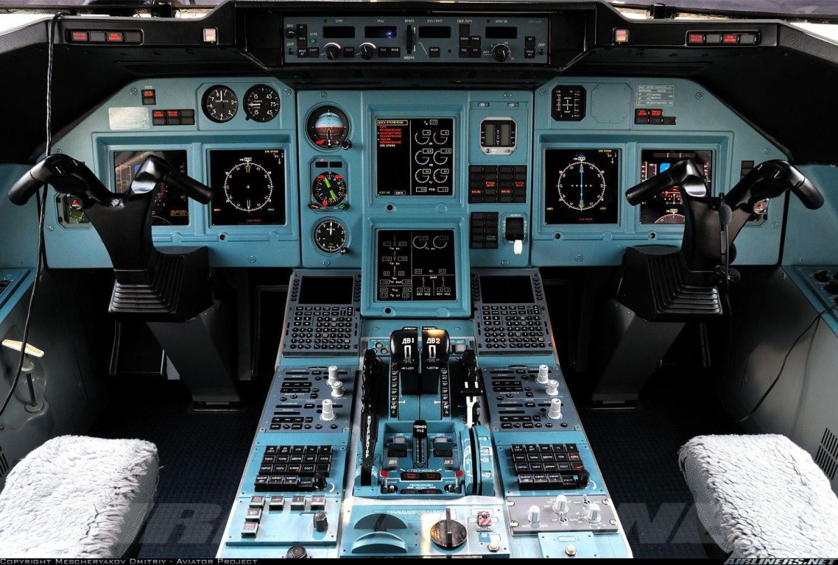 Ту 204 Cockpit