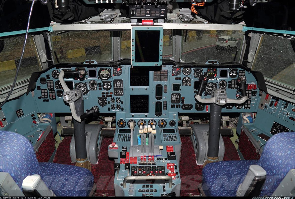 Ил-76тд-90вд кабина