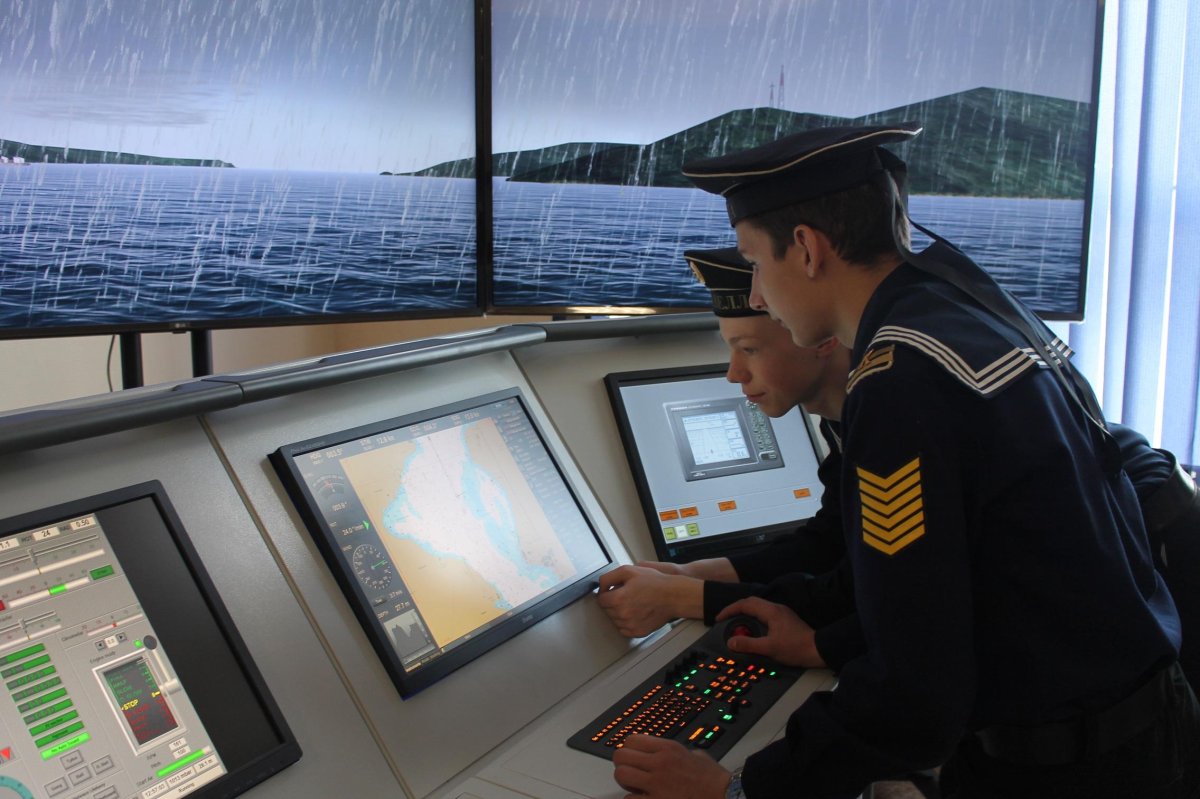 Штурман судоводитель