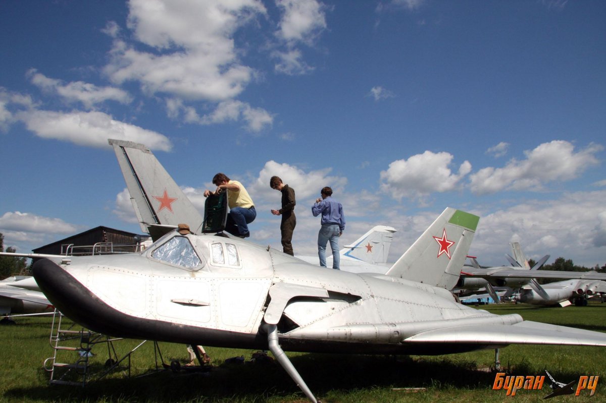 Миг-105.11 спираль