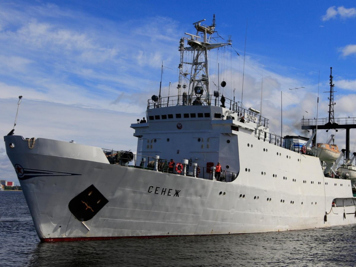 Сенеж судно гидрографическое