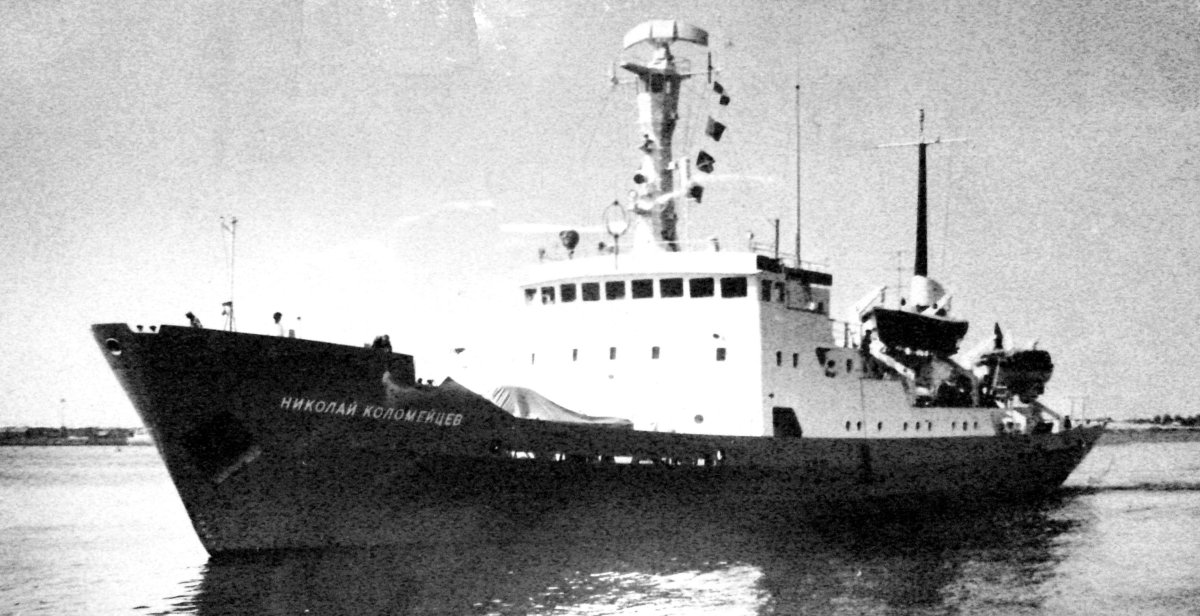 Николай Коломейцев судно