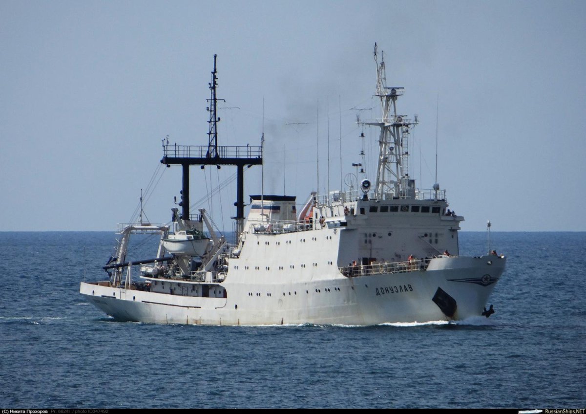 Сенеж судно гидрографическое