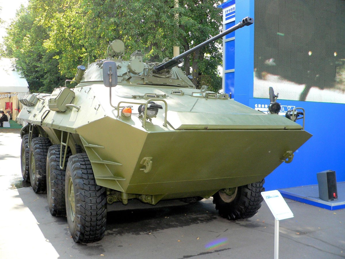 БТР-90 бронетранспортёр
