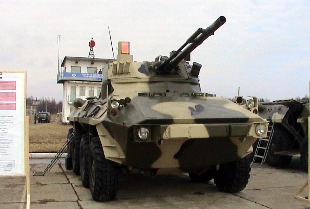 БТР-90 С БМ "Бережок"