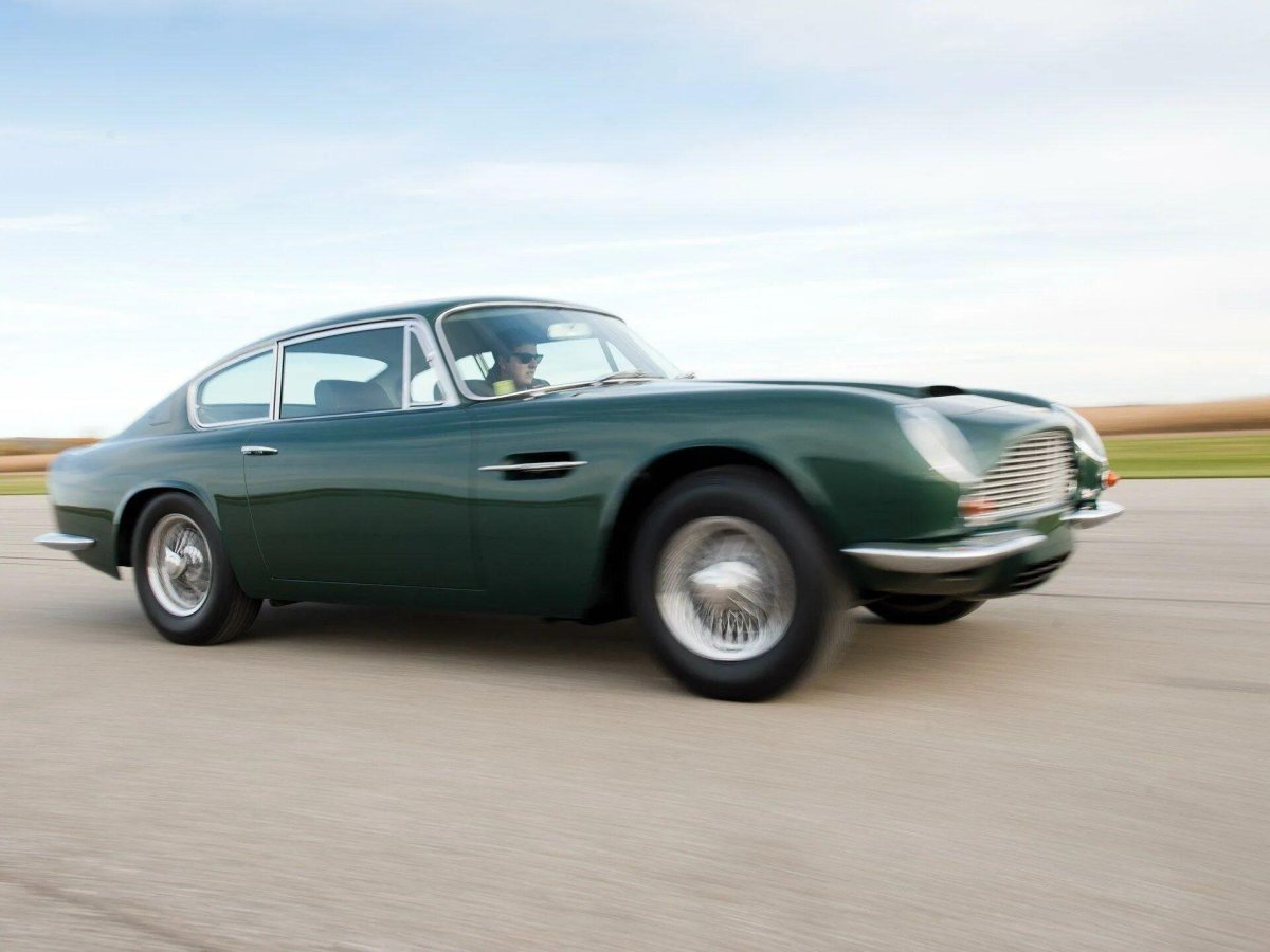 Астон Мартин 1970 года