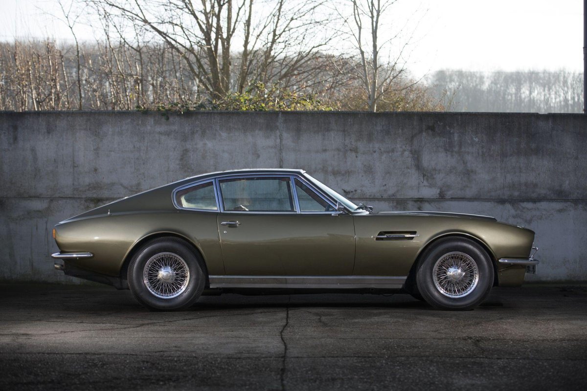 Астон Мартин 1967