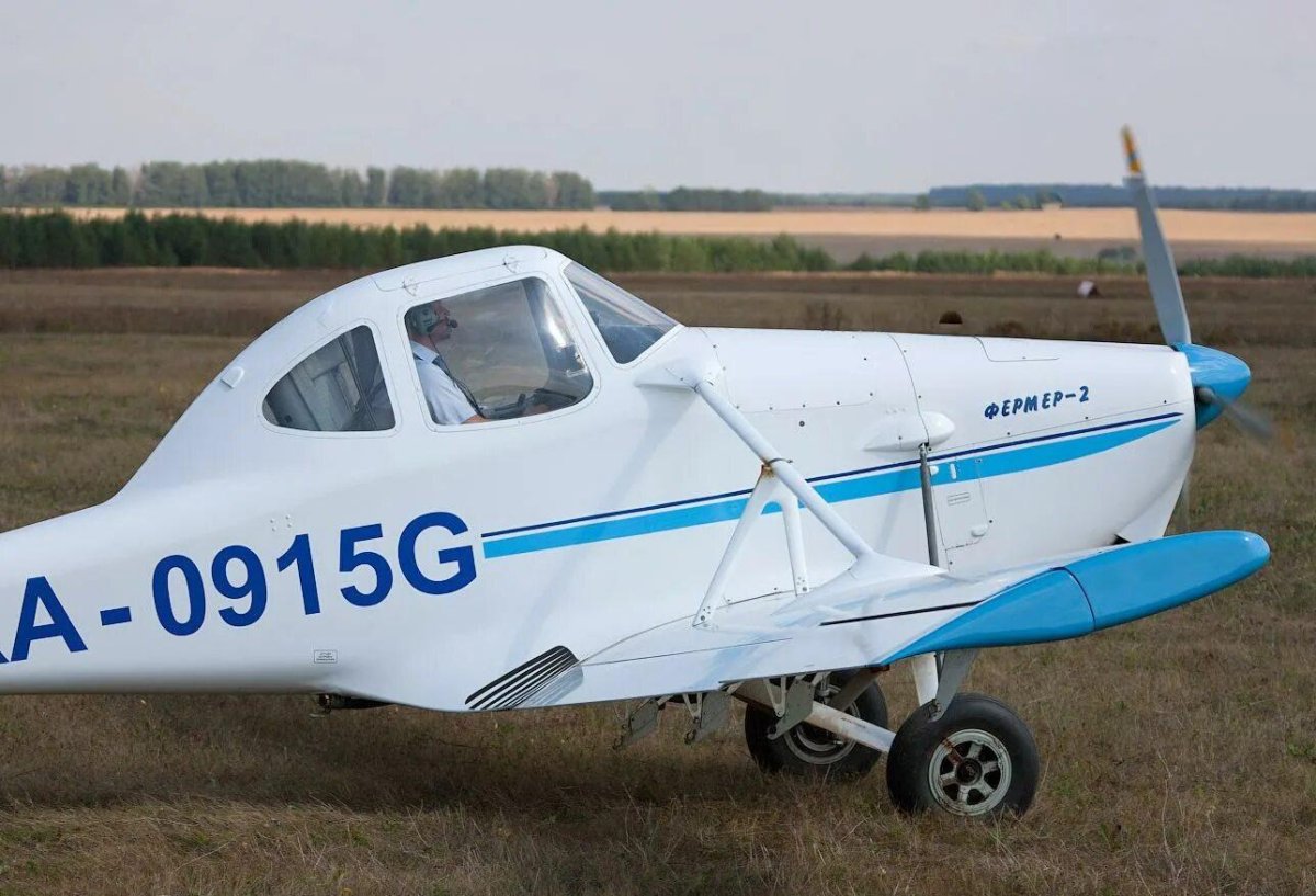 Самолет МВЕН фермер 1