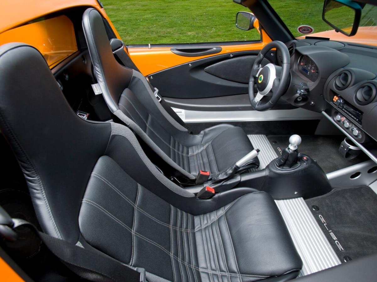 Lotus Elise родстеры