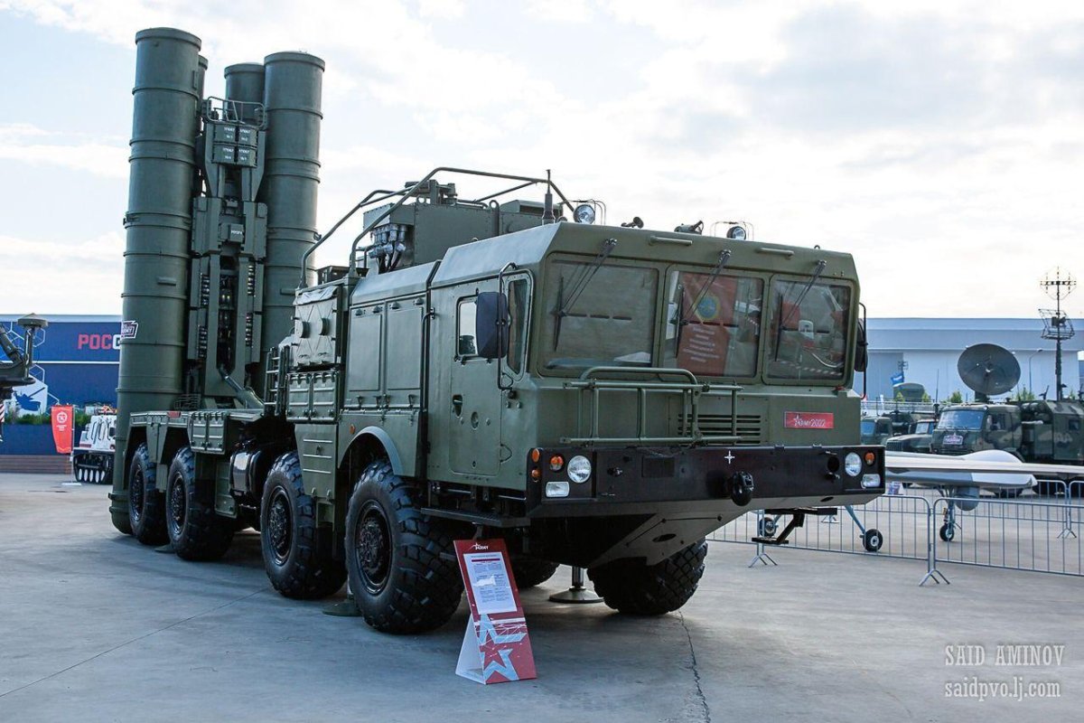 МАЗ 543 С 400 Триумф