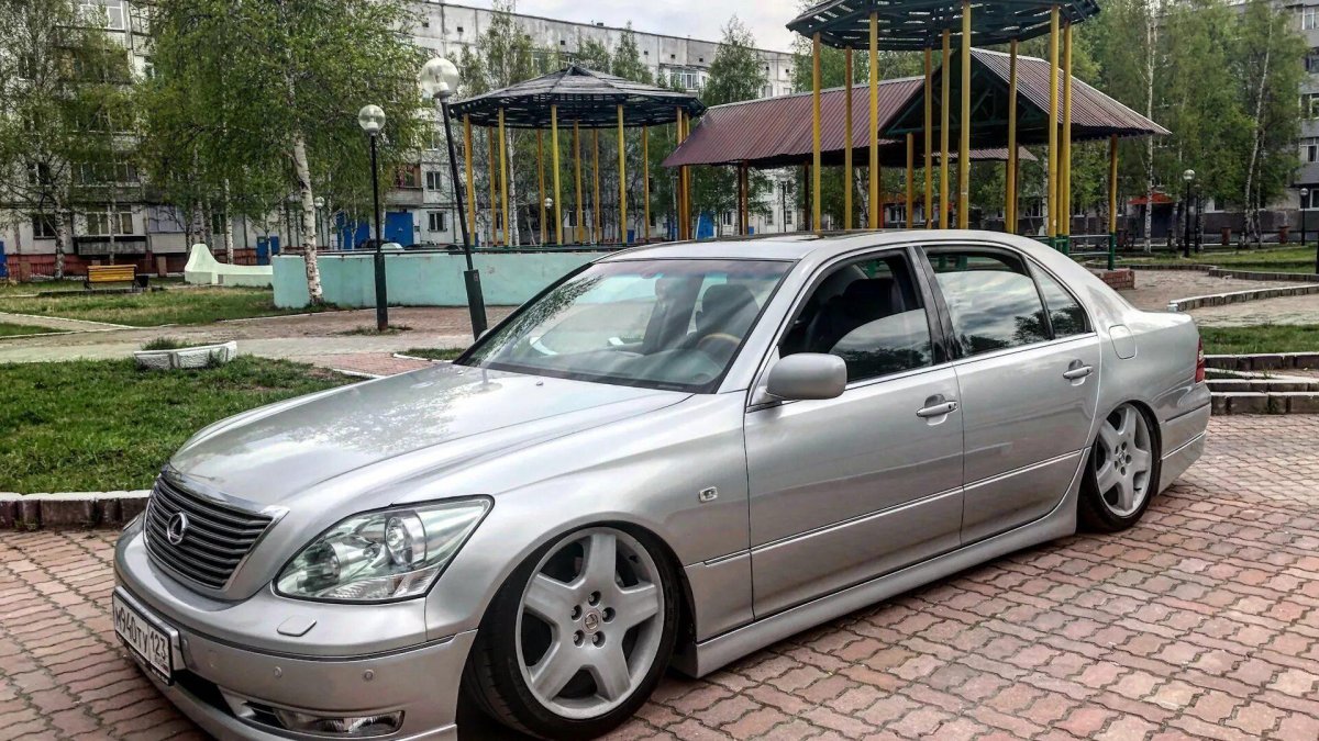 Обвес на Лексус лс430