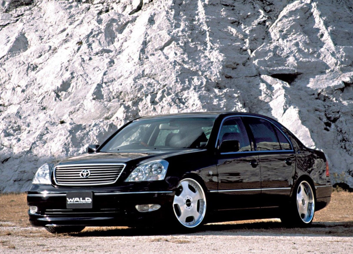 Toyota Celsior ucf30