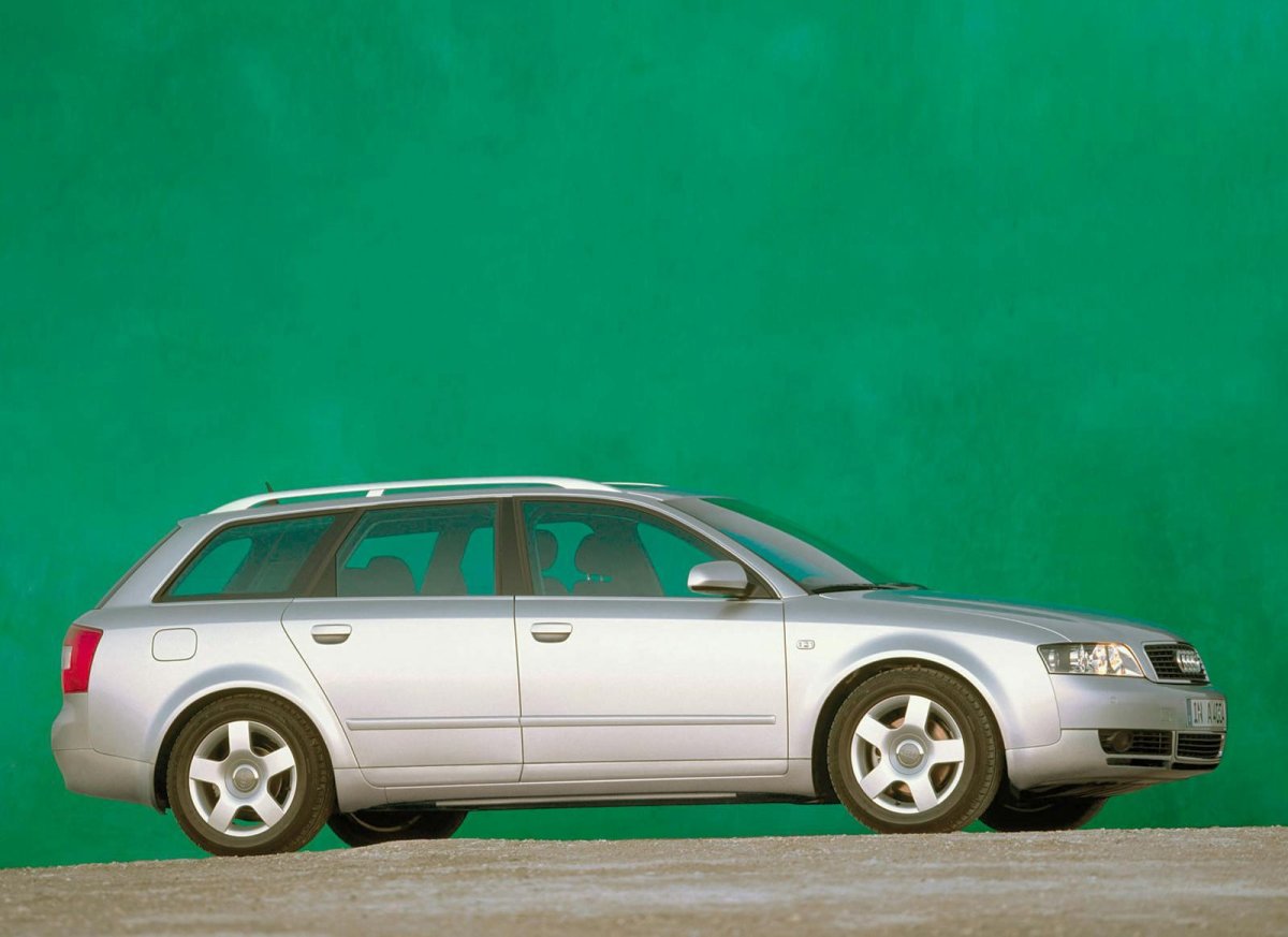 Ауди а4 Авант универсал