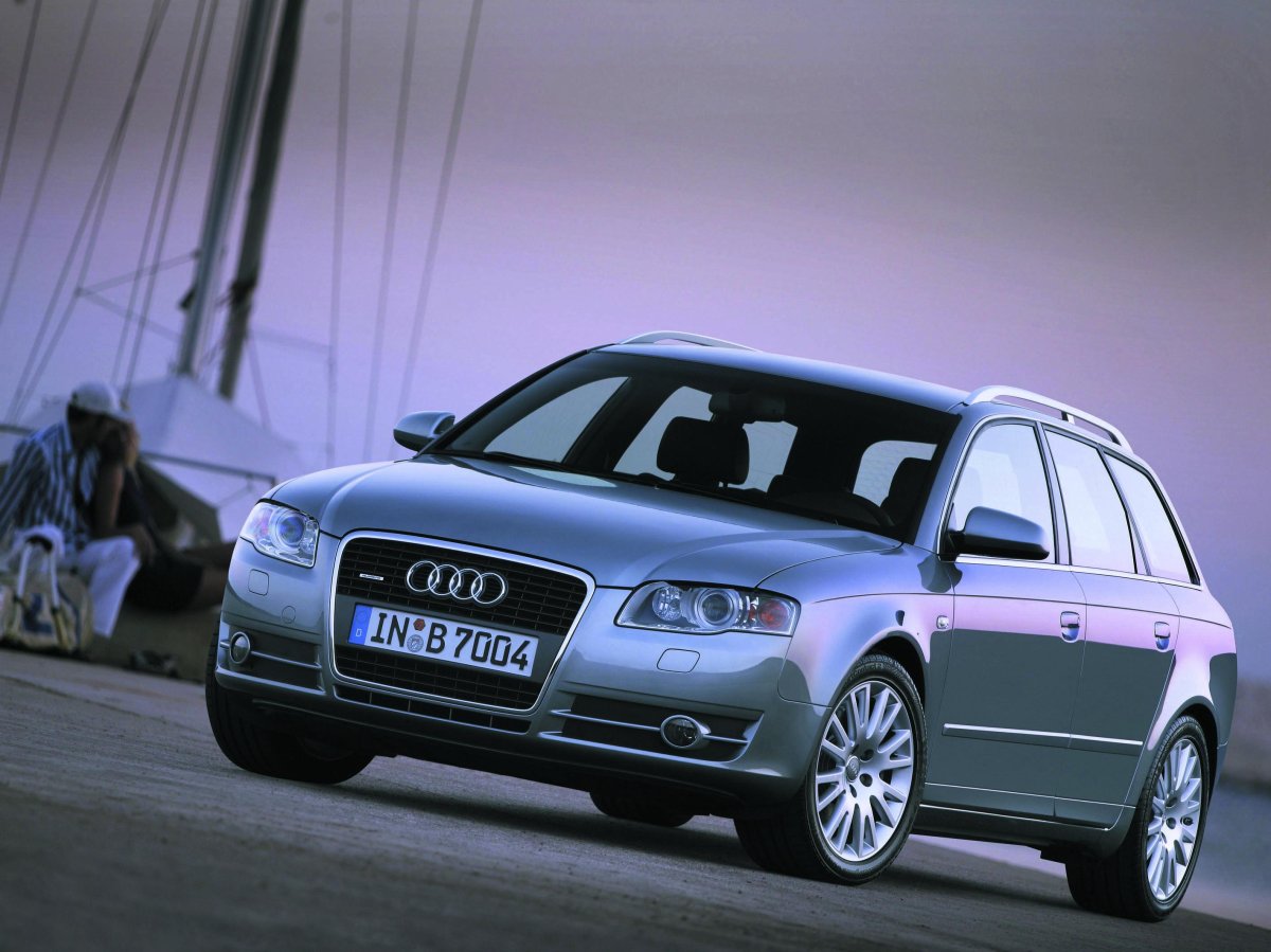 Ауди а4 Авант 2005