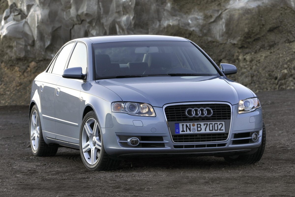 Ауди а4 2004