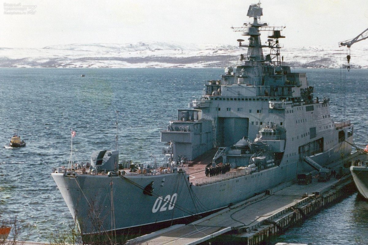 БДК Митрофан Москаленко проекта 1174