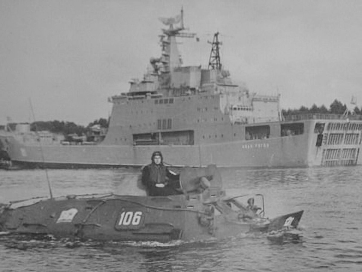 БДК 1174 носорог