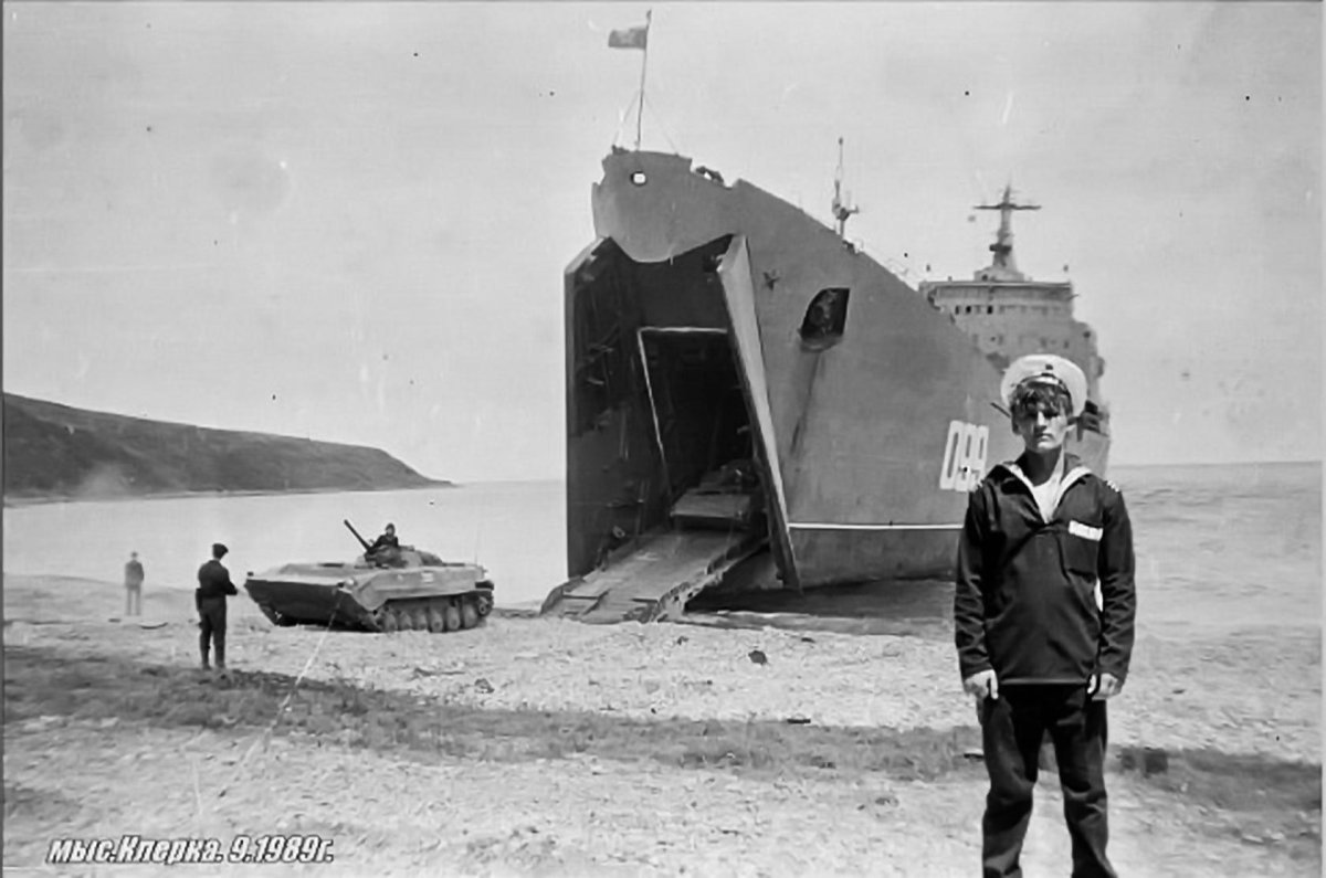 БДК 50 лет шефства ВЛКСМ