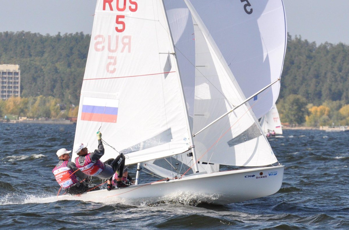 Швертбот Финн