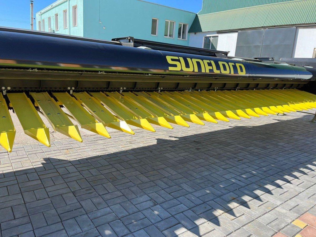 Жатка для уборки подсолнечника