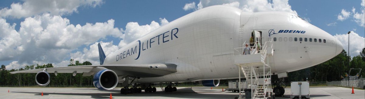 Самолет Boeing 747 LCF «Dreamlifter»