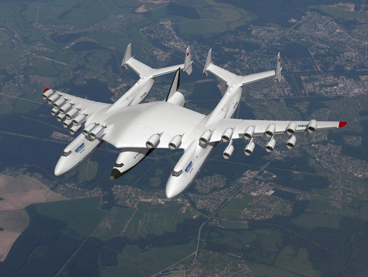 Самолет Мрия АН-225