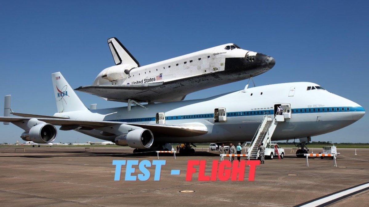 Боинг 747 шаттл