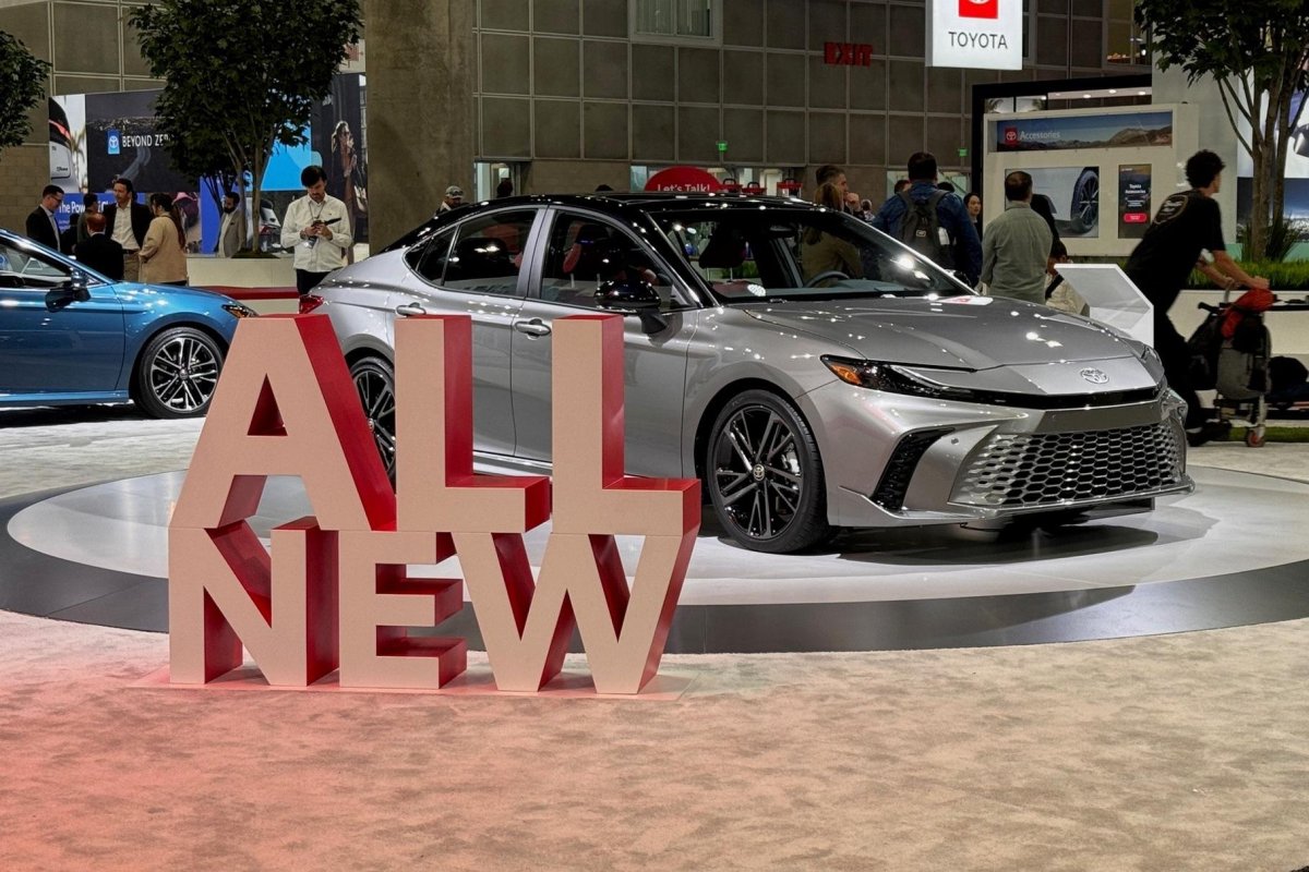 Kia Sonet 2024 avtosalon