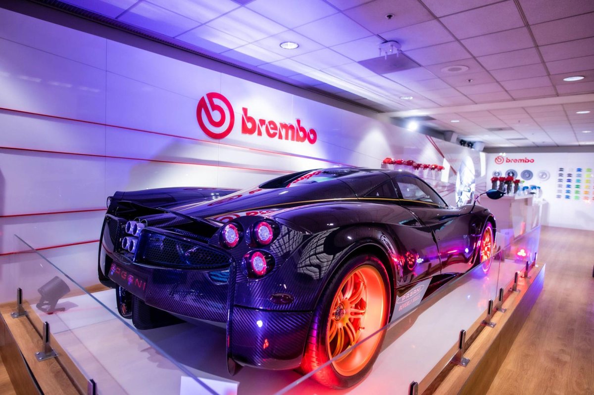 Автосалон в Лос Анджелесе 2021